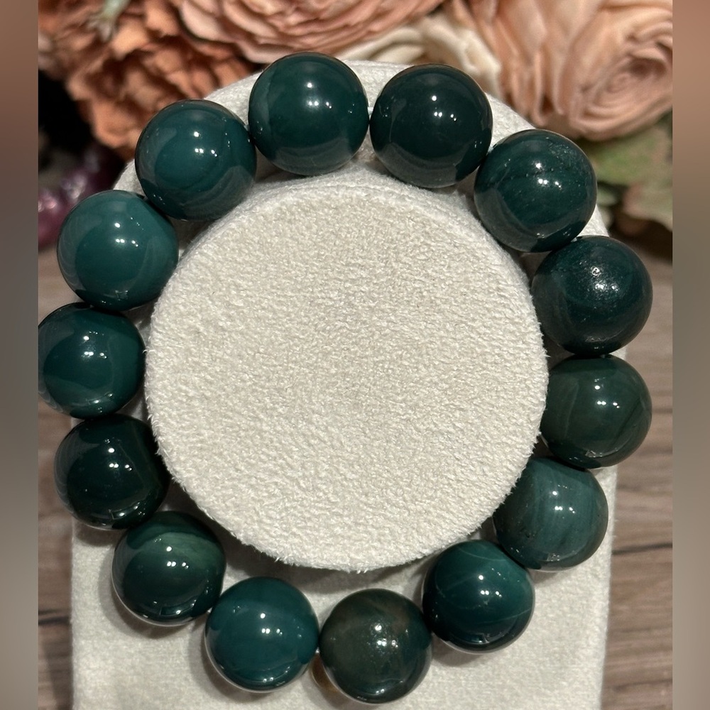 Alashan Agate Bracelet 16mm Size 6.75 Green